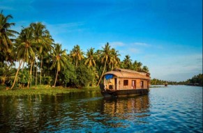 Special Kerala Honeymoon Package Tour with AC Houseboat